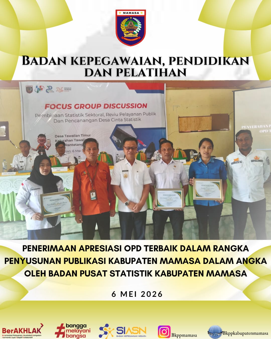 Penerimaan Apresiasi OPD Terbaik Dalam Rangka Penyususnan Publikasi Kabupaten Mamasa